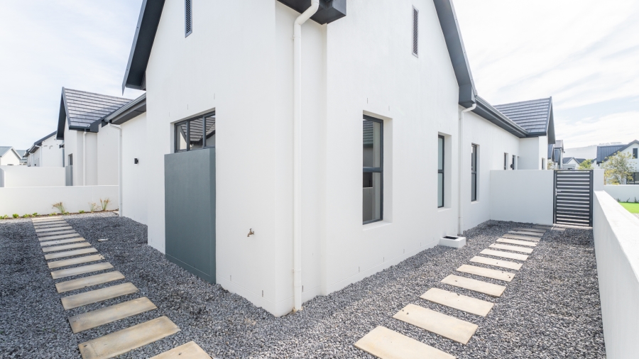 3 Bedroom Property for Sale in Sitari Country Estate Western Cape